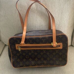 Louis Vuitton Monogram Cite Gm
